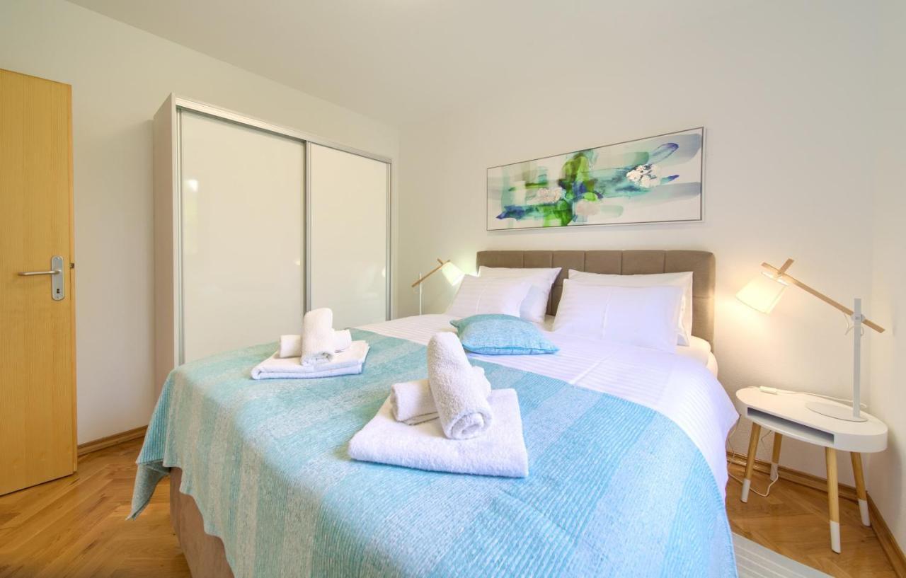 Apartment Jadran Malinska Buitenkant foto