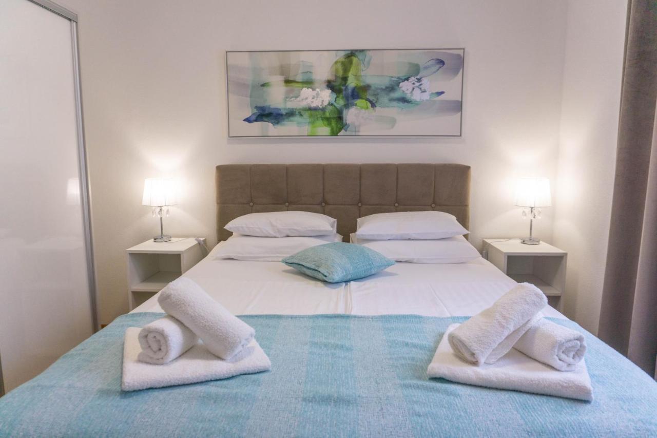 Apartment Jadran Malinska Buitenkant foto