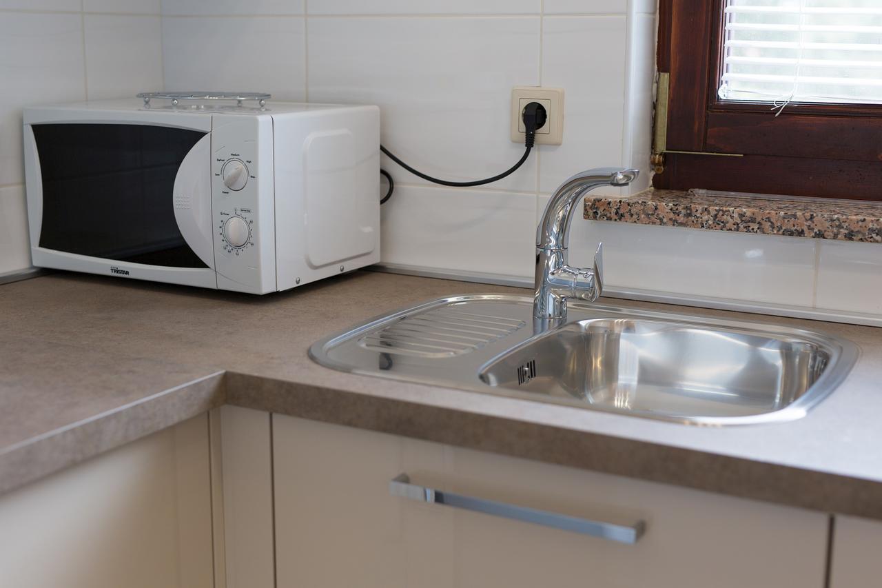 Apartment Jadran Malinska Buitenkant foto